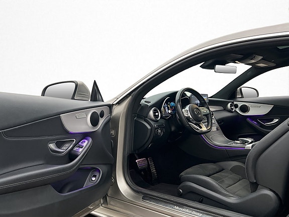 Mercedes-Benz C220 9 of 30