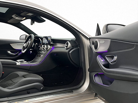 Mercedes-Benz C220 27 of 30