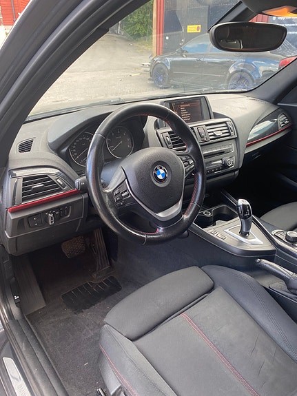 BMW 118d 5 of 11