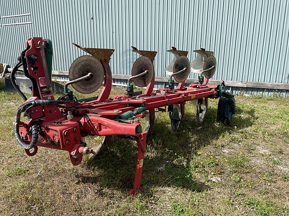Kverneland ES85 4 - skärig växelplog
