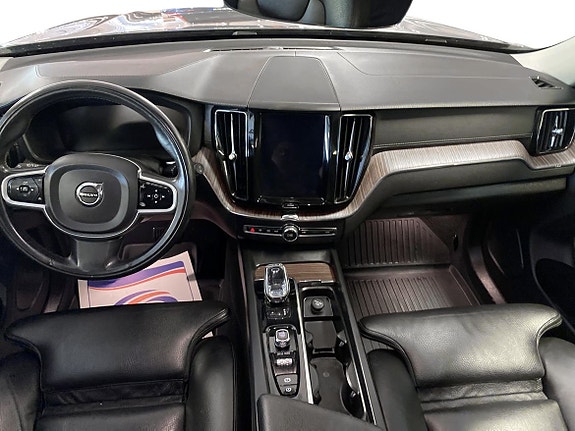 Volvo XC60 6 of 10