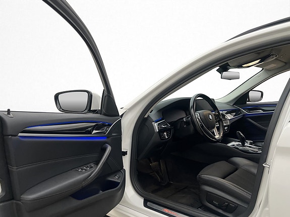 BMW 520d 8 of 30