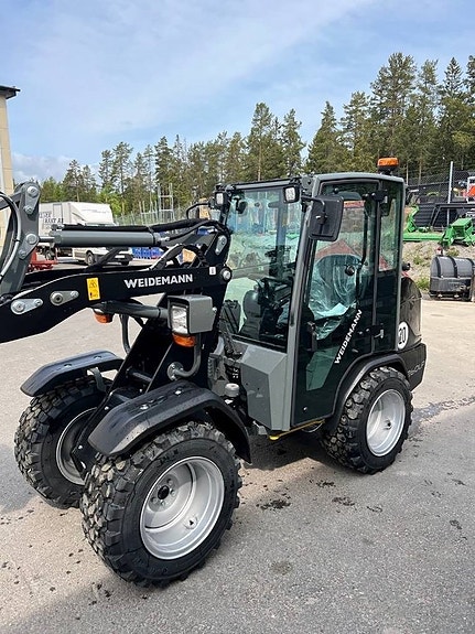 Weidemann 1260LP Black Edition 3 of 10