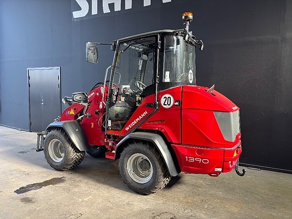 Weidemann 1390 2 of 13