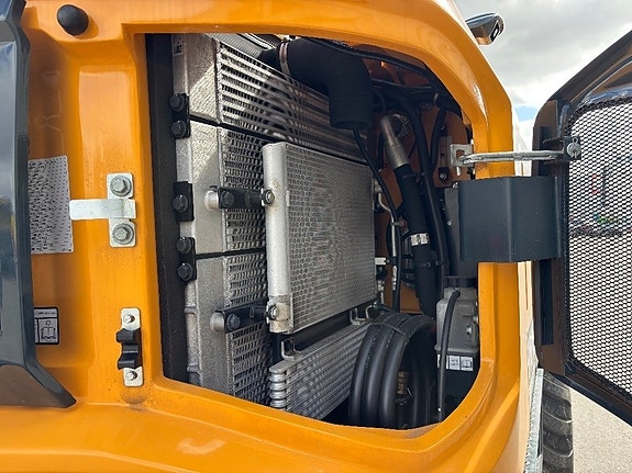 Hyundai HW100A 13 of 19