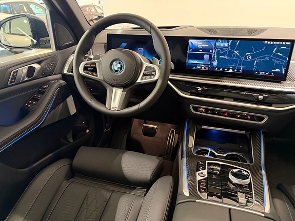 BMW X5 8 of 13