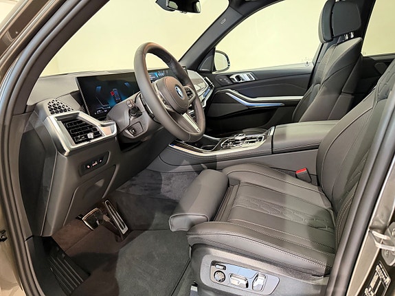 BMW X5 3 of 13