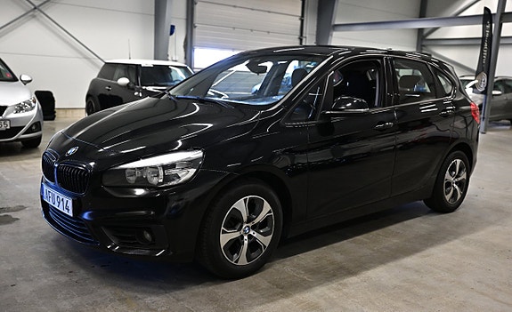 BMW 216d 4 of 21