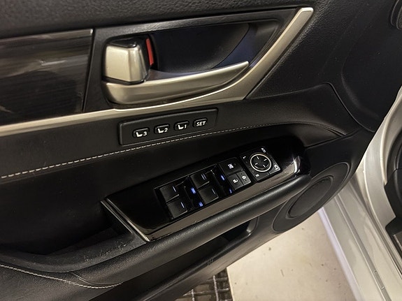 Lexus GS450h 21 of 24