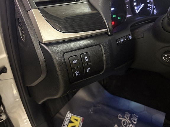Lexus GS450h 22 of 24