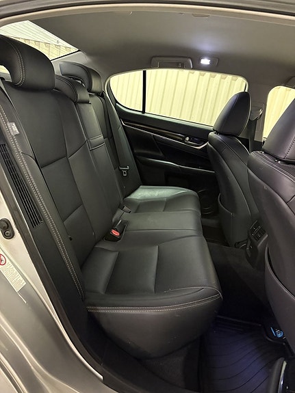 Lexus GS450h 13 of 24
