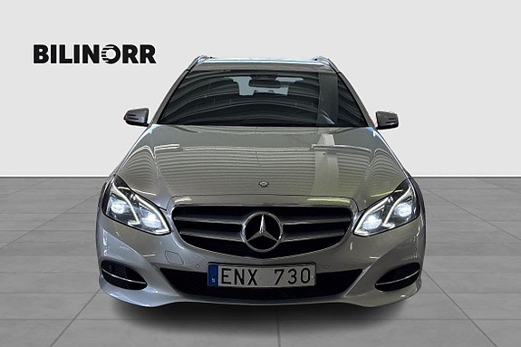 Mercedes-Benz E250 2 of 10