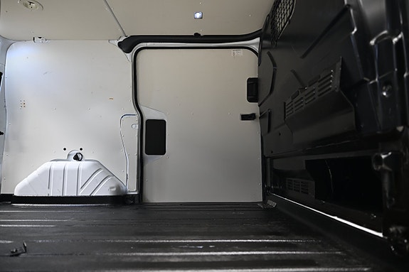 Ford Transit Custom 8 of 29