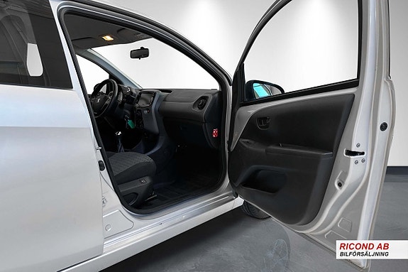 Peugeot 108 9 of 14