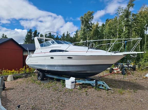 Bayliner 2755 2 of 10