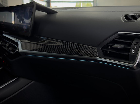 BMW 330e 12 of 30