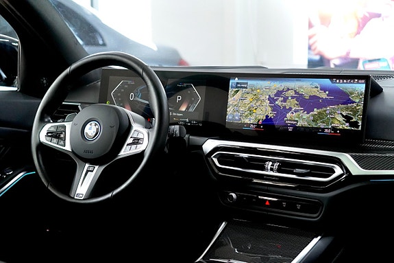 BMW 330e 11 of 30