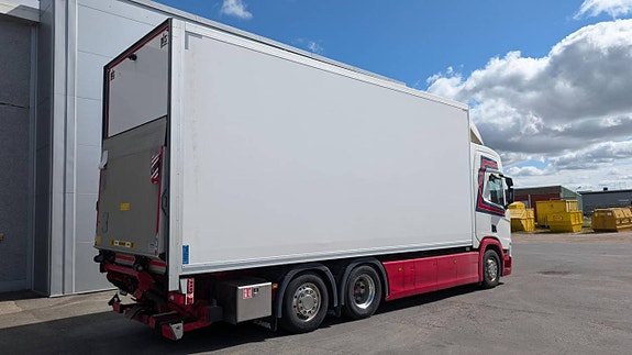 Scania R540 6X2*4 skåpbil 3 of 11