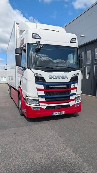 Scania R540 6X2*4 skåpbil 4 of 11