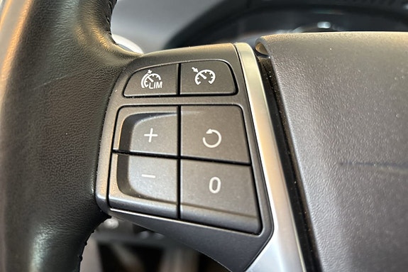 Volvo V60 18 of 23