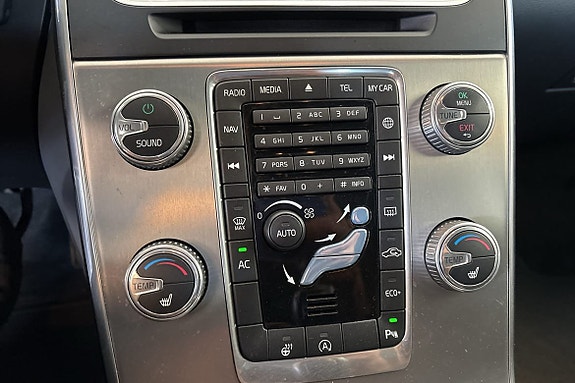 Volvo V60 15 of 23