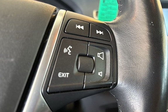 Volvo V60 17 of 23