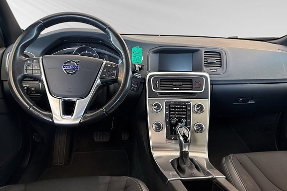 Volvo V60 9 of 23