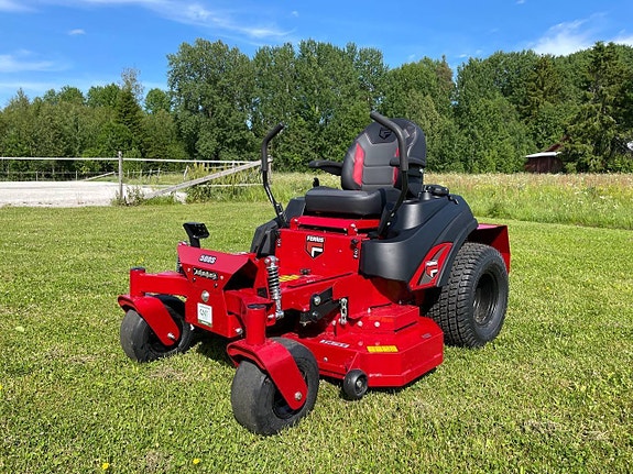 Ferris ZT 500S Spakstyrd åkklippare 122 cm klippdäck