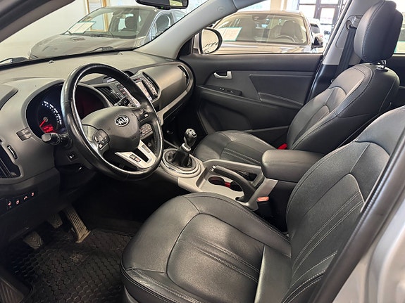 Kia Sportage 21 of 27