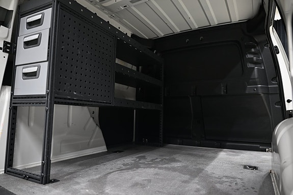Volkswagen Caddy 9 of 30