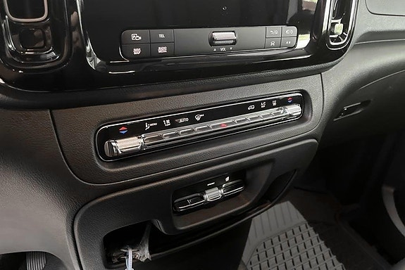 Mercedes-Benz Vito 119 13 of 14