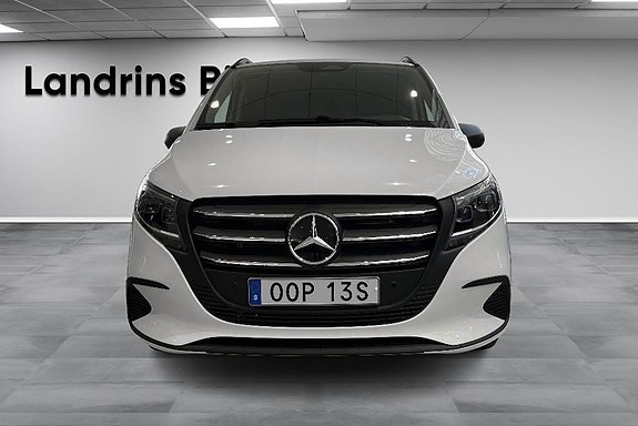 Mercedes-Benz Vito 119 2 of 14