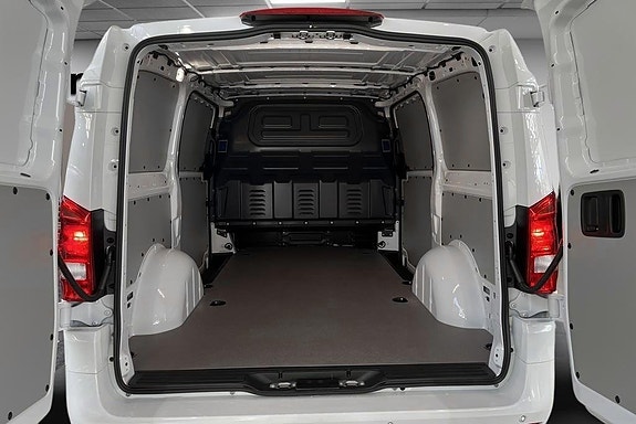 Mercedes-Benz Vito 119 14 of 14