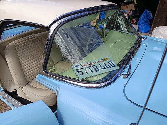 Ford Thunderbird 8 of 10