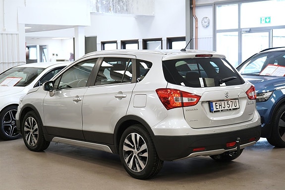 Suzuki S-Cross 3 of 27