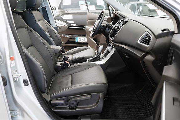 Suzuki S-Cross 11 of 27