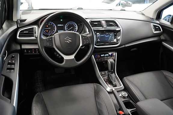 Suzuki S-Cross 13 of 27