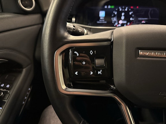 Land Rover Range Rover Evoque 16 of 25