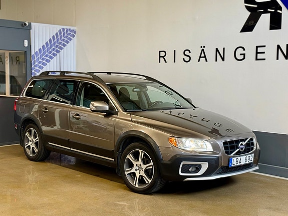 Volvo XC70 7 of 18