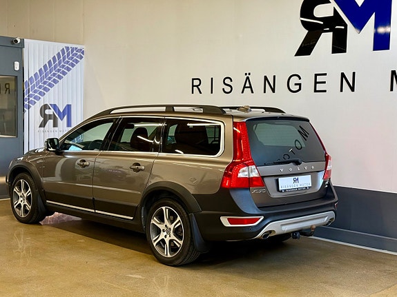 Volvo XC70 6 of 18