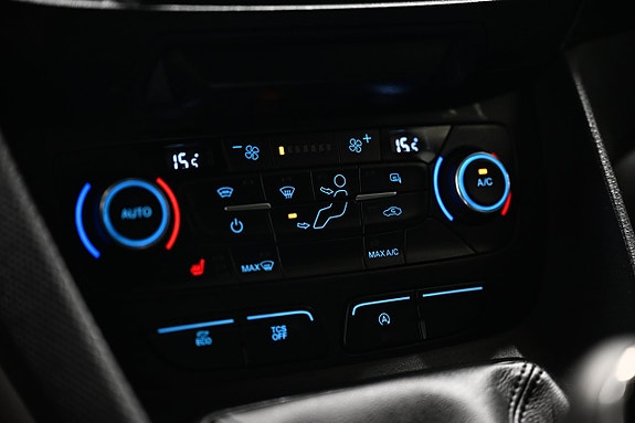 Ford Transit Connect 18 of 27