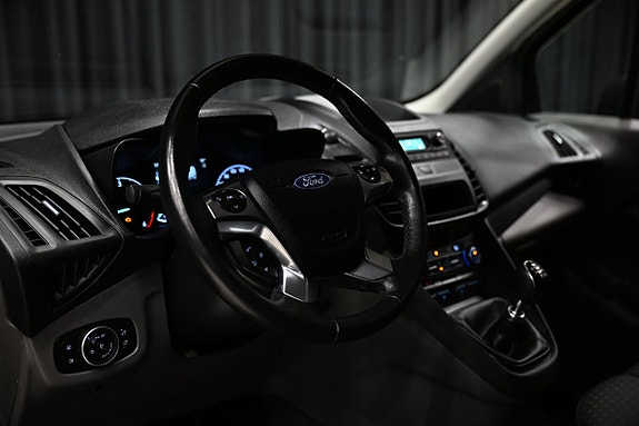 Ford Transit Connect 14 of 27