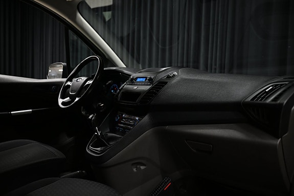 Ford Transit Connect 25 of 27