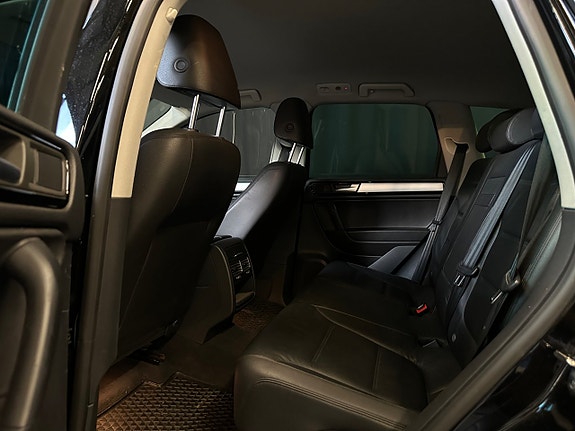 Volkswagen Touareg 23 of 24