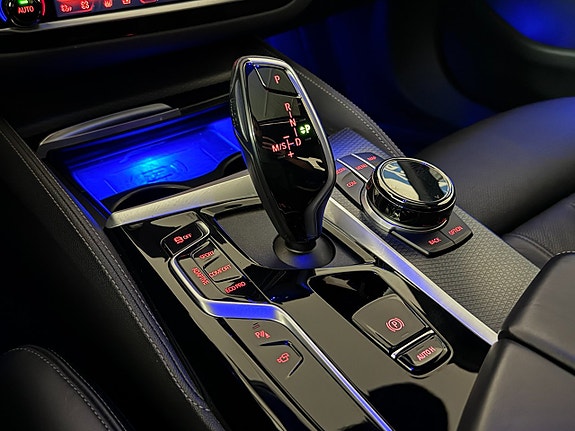 BMW M550i 16 of 29