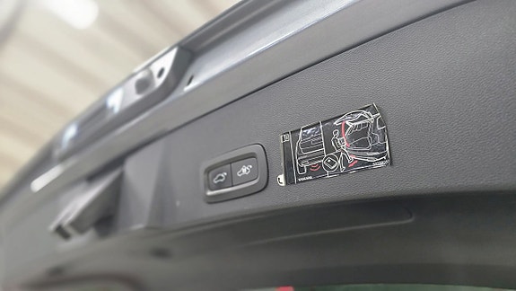 Volvo XC40 30 of 30