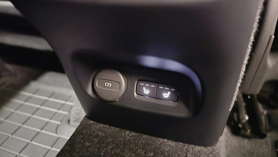Volvo XC40 27 of 30