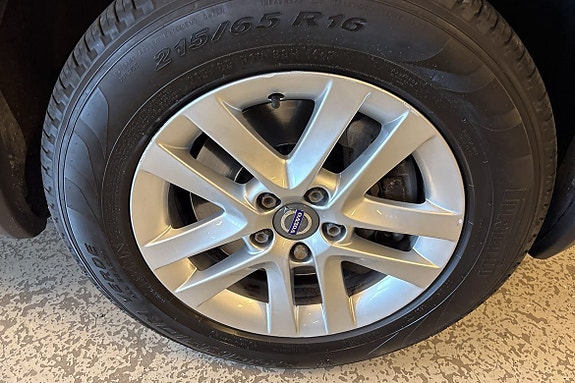 Volvo V60 Cross Country 12 of 23