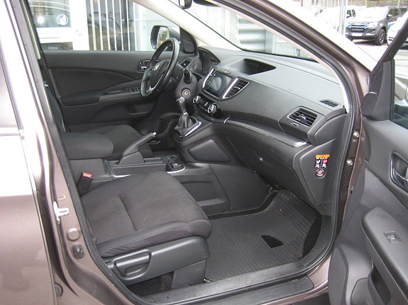 Honda CR-V 8 of 15