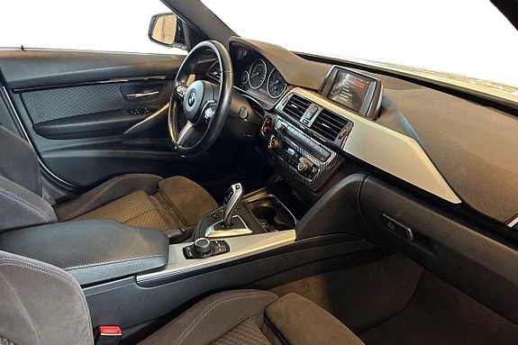 BMW 320d 13 of 20
